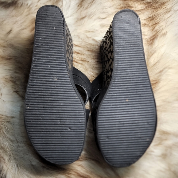 Metal Mulisha Platform Sandals - Picture 5 of 10